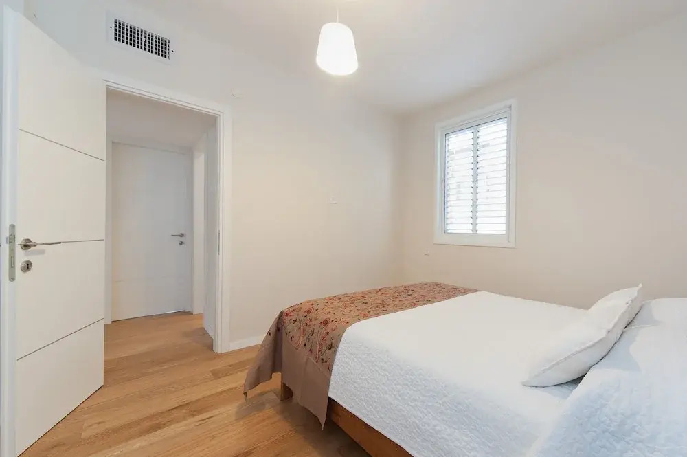 Sea N' Rent Spacious Family TLV Apartments