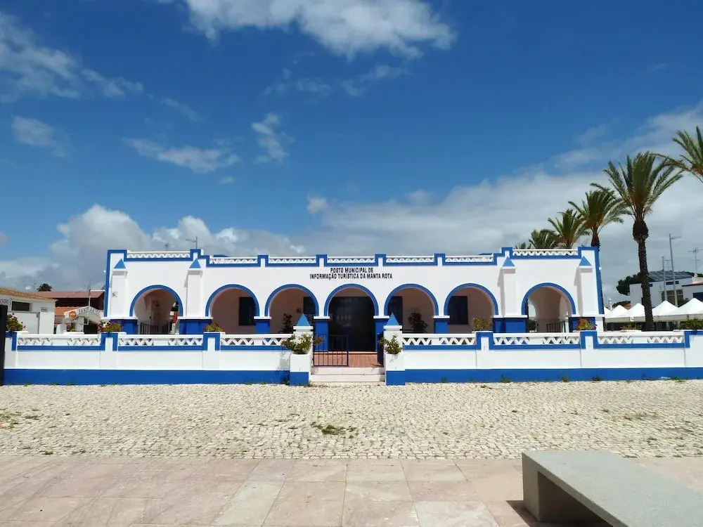 House With 2 Bedrooms in Vila Nova de Cacela, With Enclosed Garden and Wifi Near the Beach