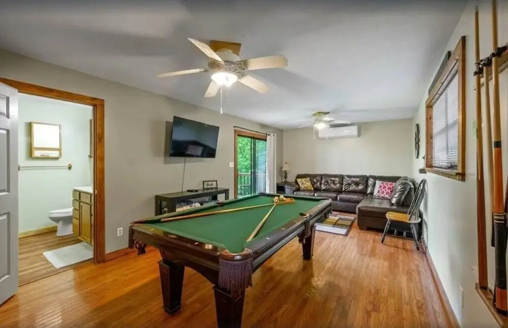 Little Greenbriar Lodge 13 Bedroom Cabin by RedAwning