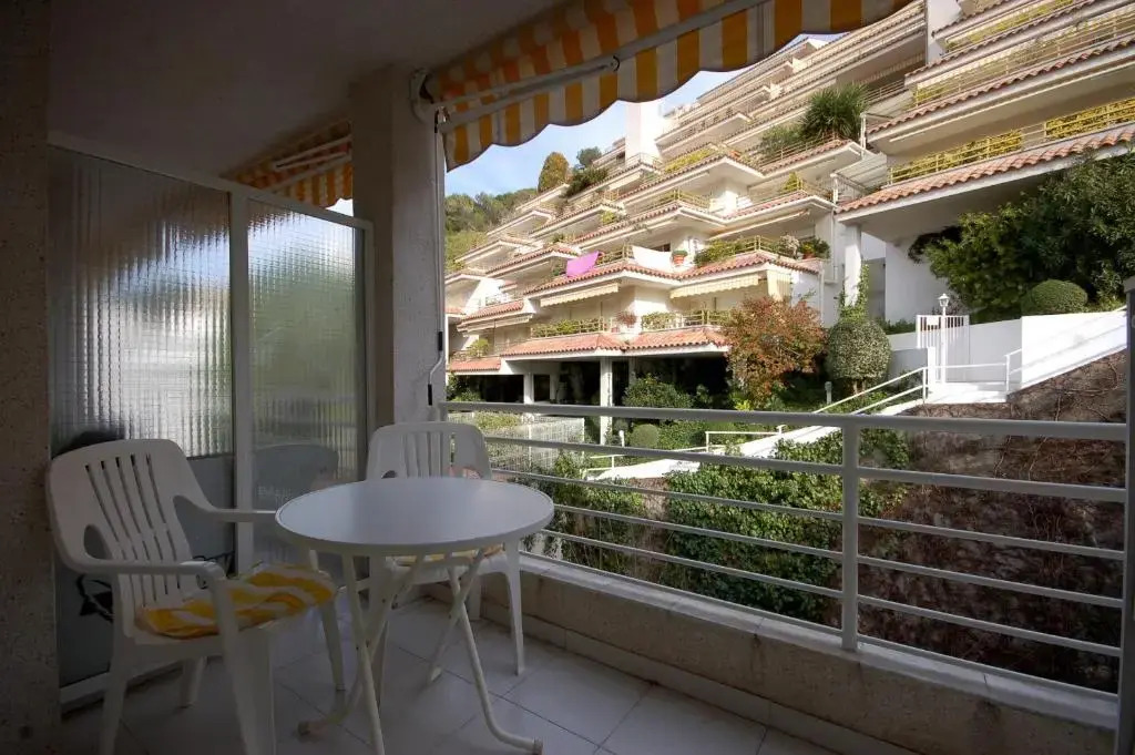 Lets Holidays Beach Apartment 2rooms Tossa