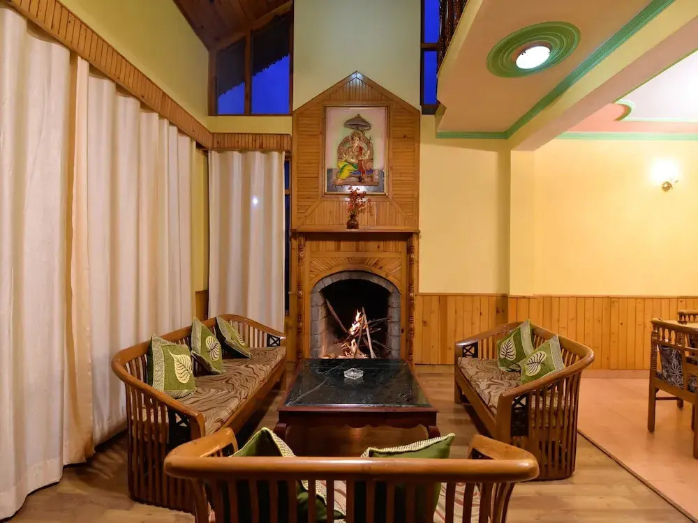 OYO 13457 Home Luxury Stay Hills Hampta Pass
