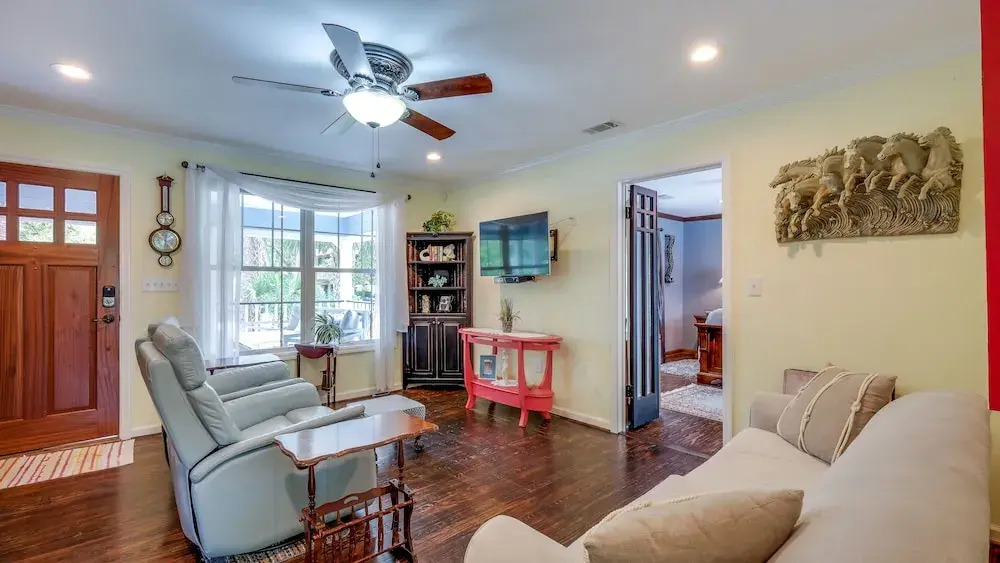 707 2nd Avenue House 2 Bedrooms 2 Bathrooms Home