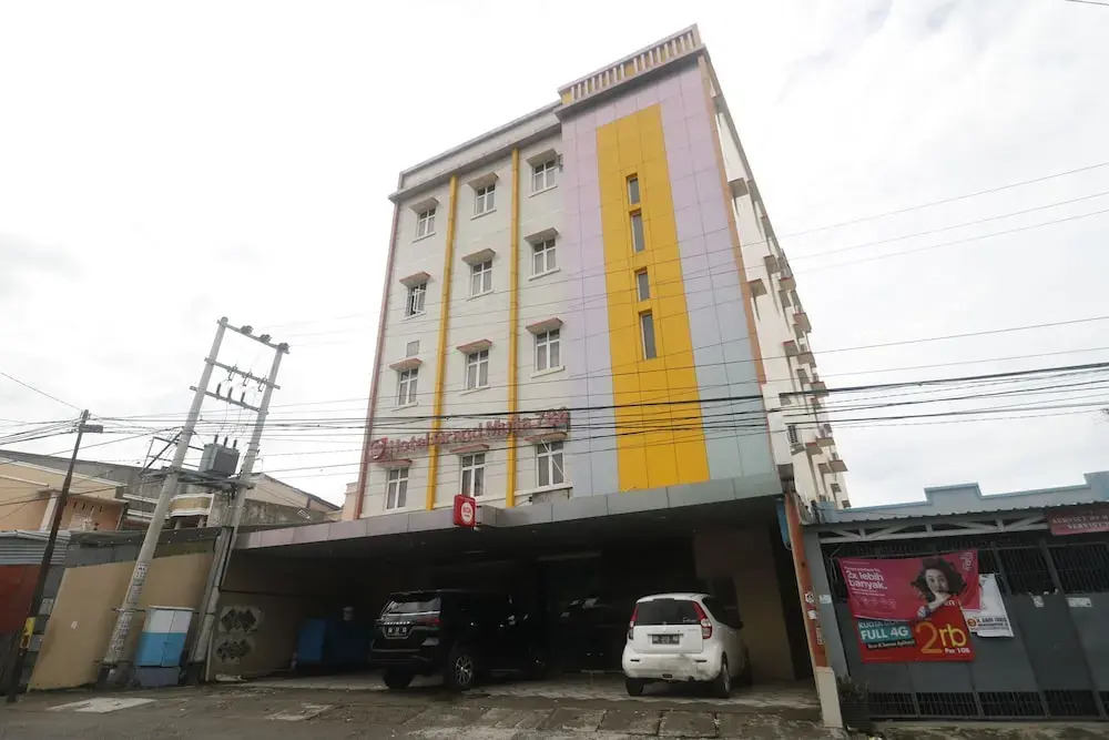 RedDoorz Plus near Universitas Negeri Makassar