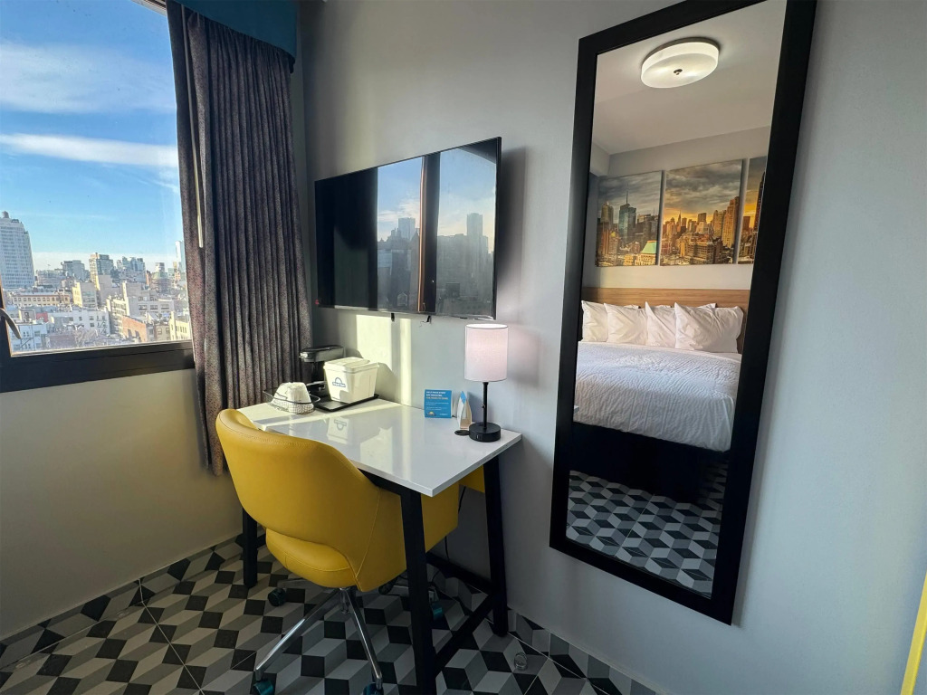 Days Inn by Wyndham New York Chinatown