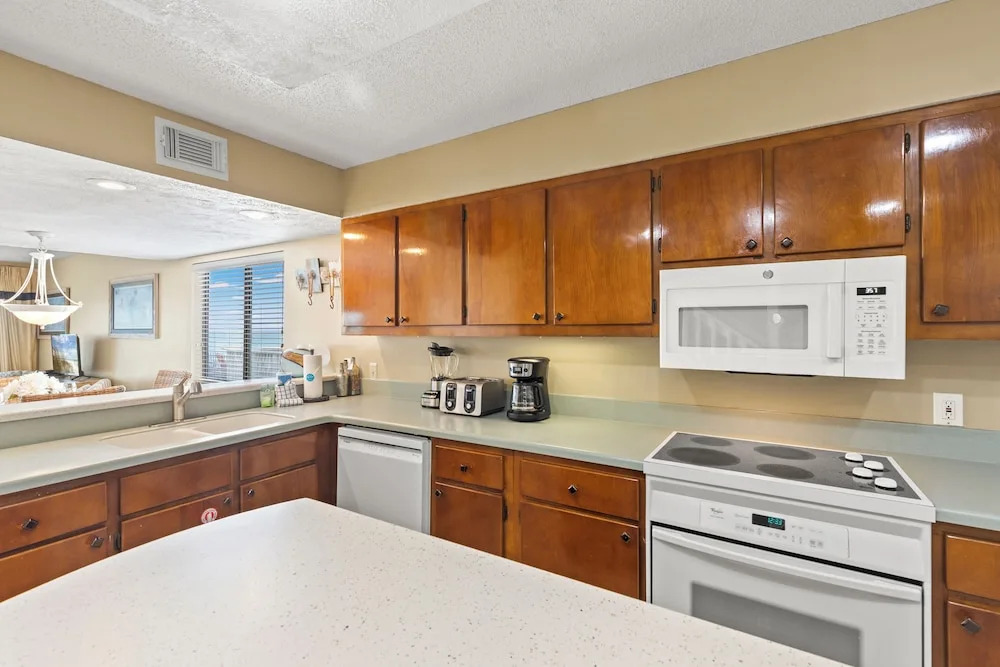 Breathtaking Views from Gulf Front 2 Bd / 3 Ba Townhome