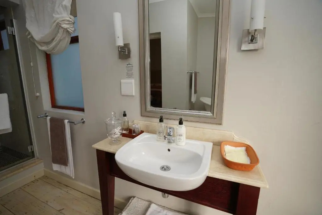 5 Seasons Guest House