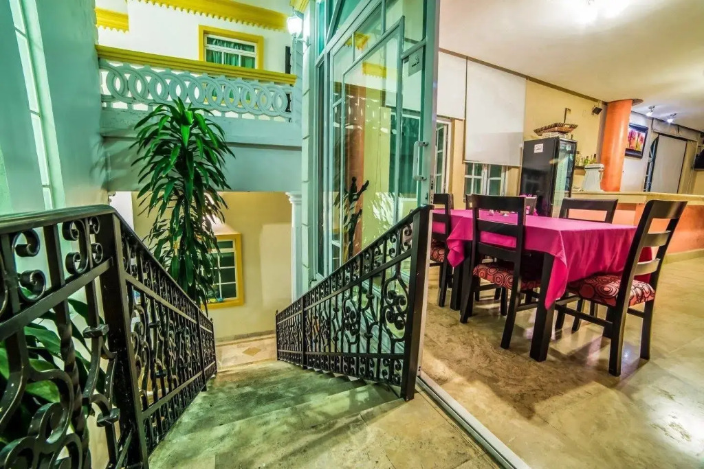 Hotel Casa Blanca