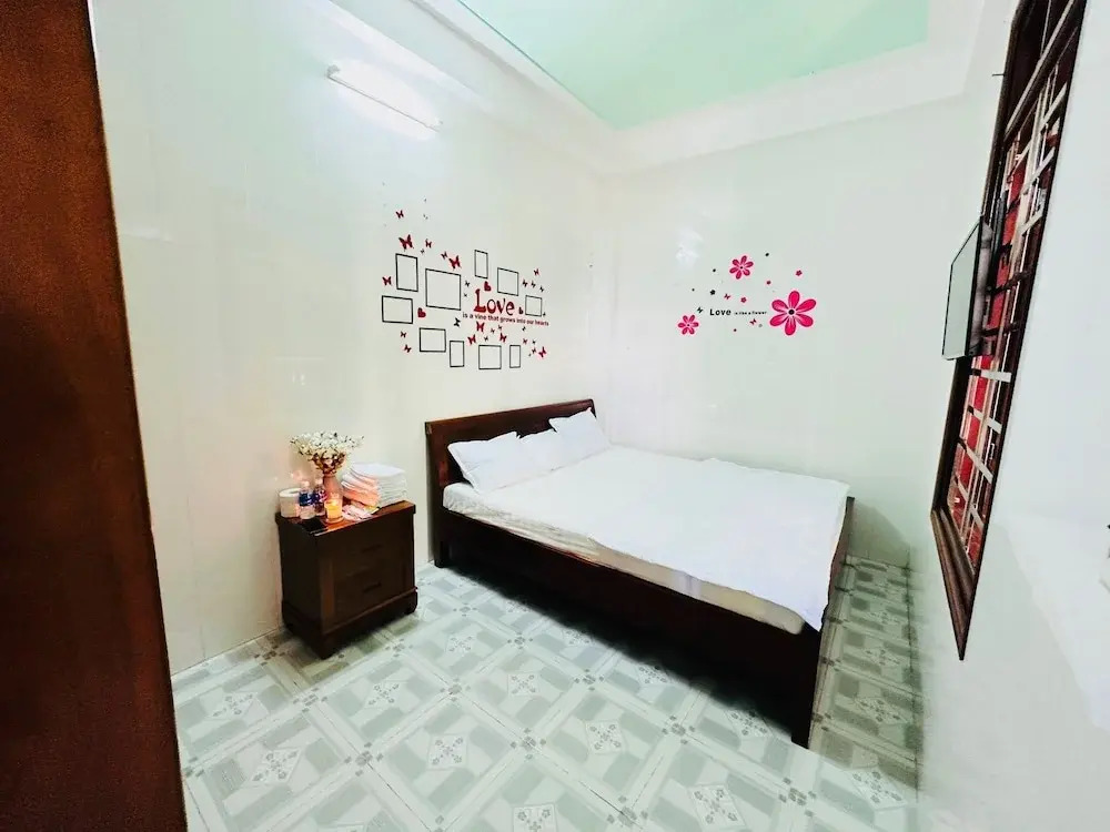 The Dorm Tam Toà