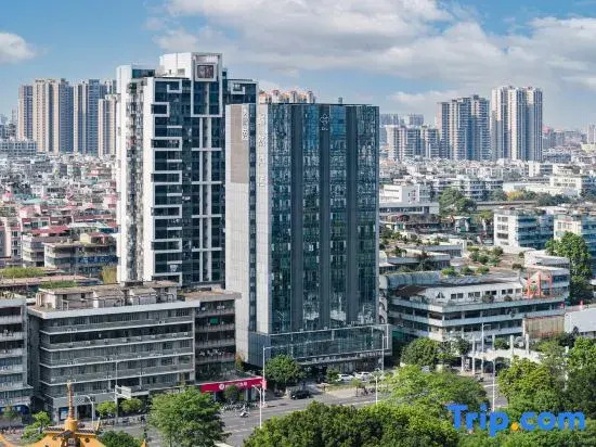 Dreamland Hotel (Shantou MixC Store）