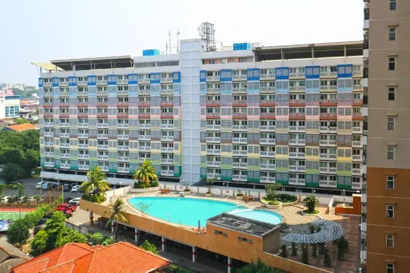 Dewi Depok Apartment by ZUZU