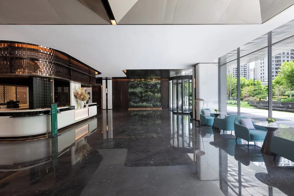 Holiday Inn & Suites Shanghai Changfeng by IHG