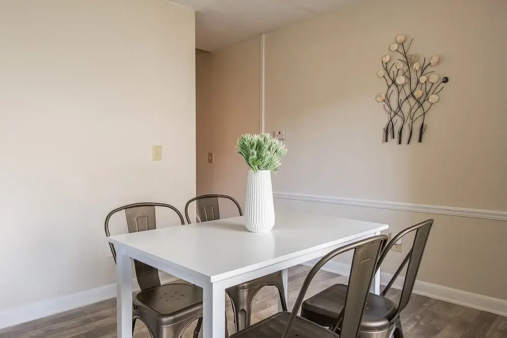 2 BR Apt in Windy Hill near beach by Frontdesk