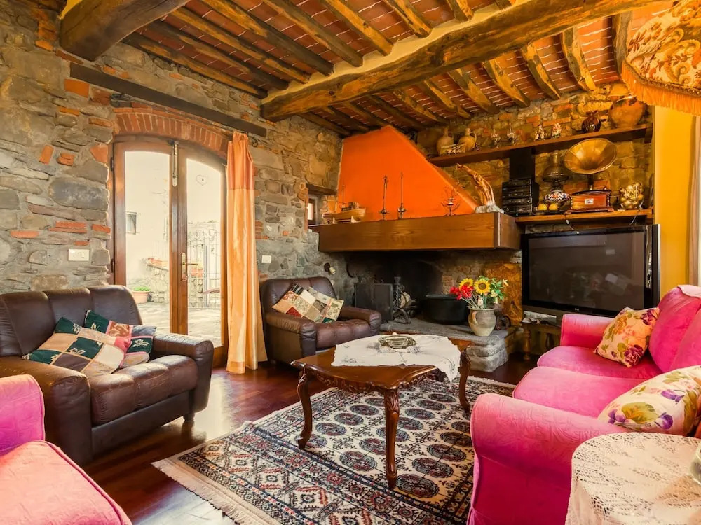 Beautiful Home in Lizzanello