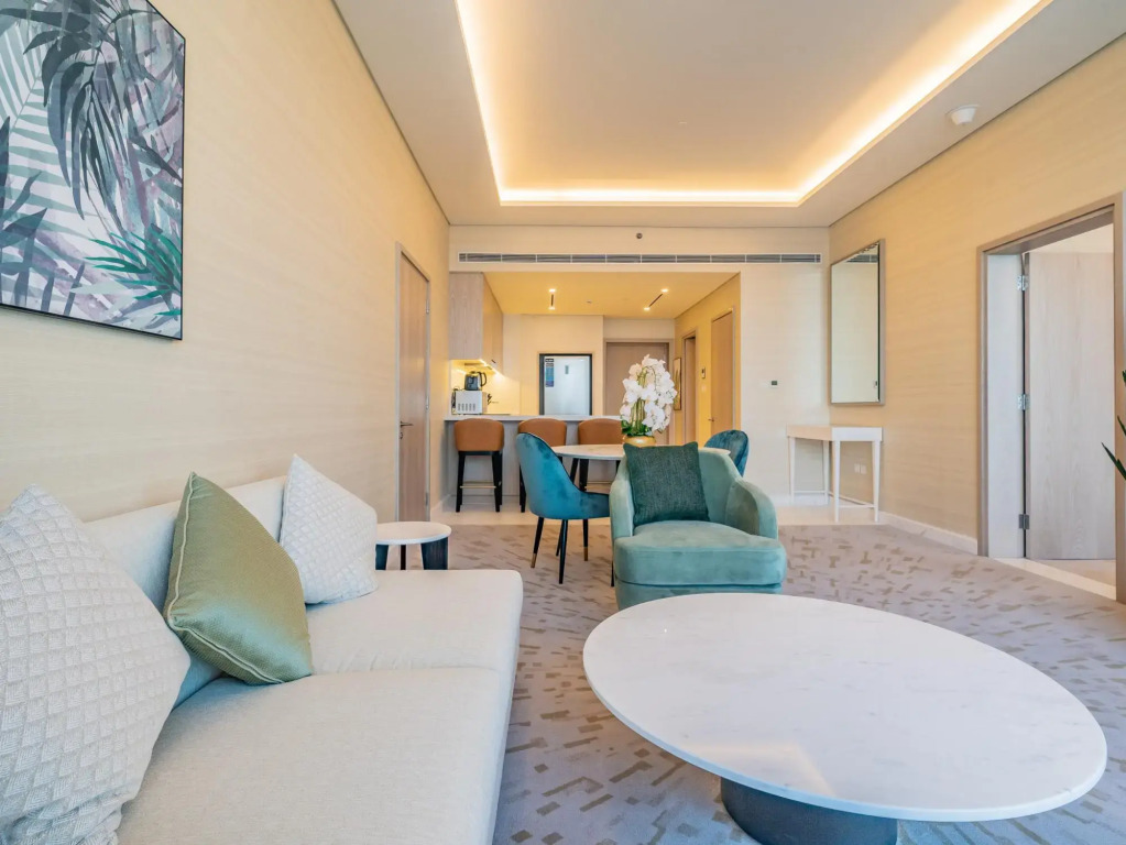 Palm Jumeirah- The Palm Tower 1 2205