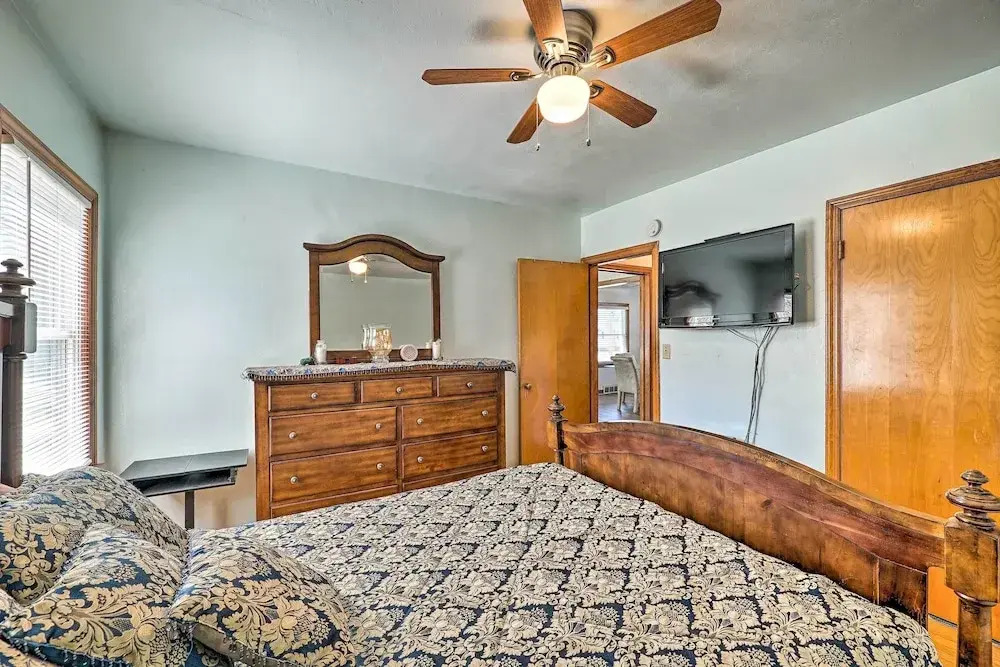 Cozy Retreat w/ Yard ~ 2 Mi to Lake Michigan!