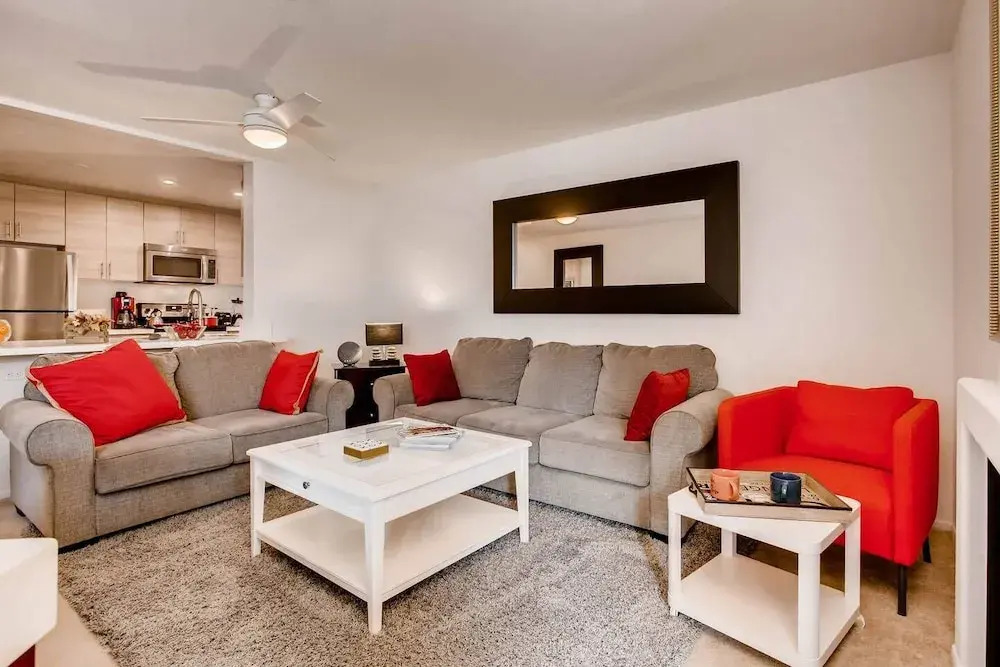 H4 - #1 Beautiful San Diego Location Dual Master 2BR/2Bath With Free Parking!