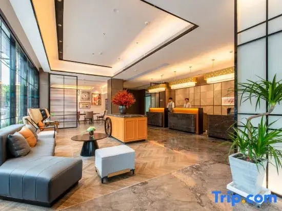 Home Inn Select Hotel(Zhuhai Couple Road Beach Swimming Pool Store  )