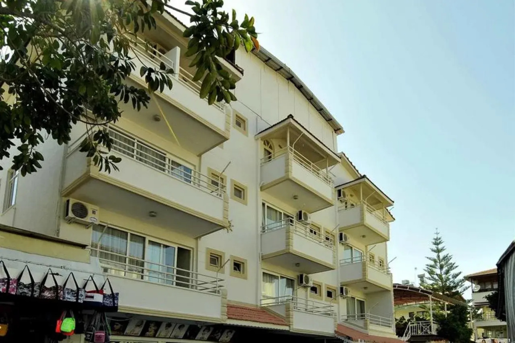 Sun Kiss Hotel
