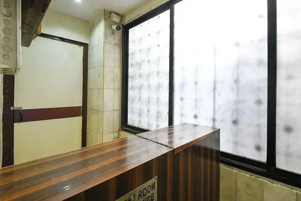 OYO 18799 Hotel Fortune Inn