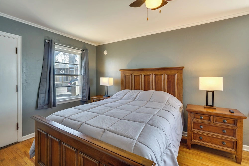 Unit 1: Pool Days & Lake Views on Bagnell Strip