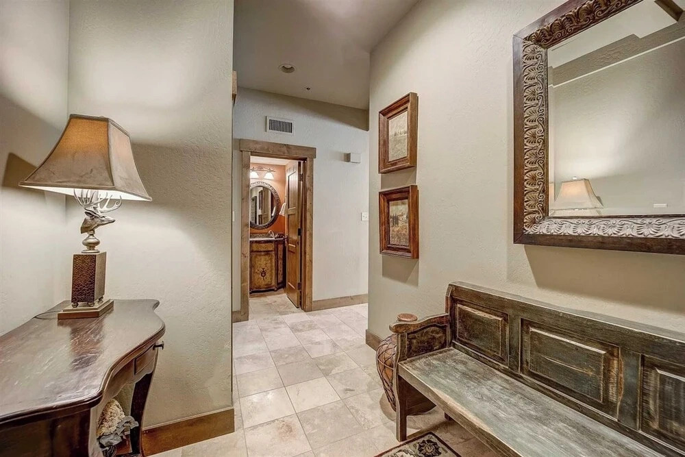 7 Condos, Ski-in/ski-out + Hot Tubs Sleeps 30 Mont Cervin by Avantstay