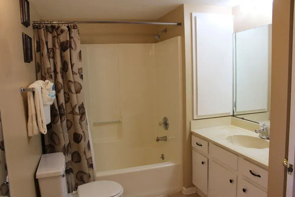 Capri 108 1 Bedroom 1 Bathroom Condo