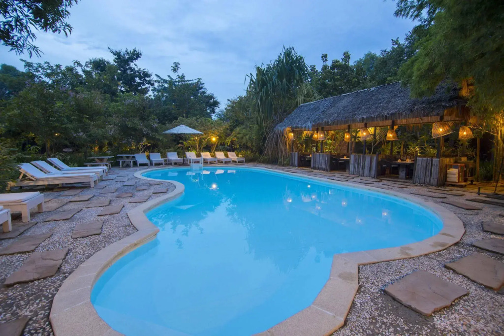 Palm Village Resort & Spa