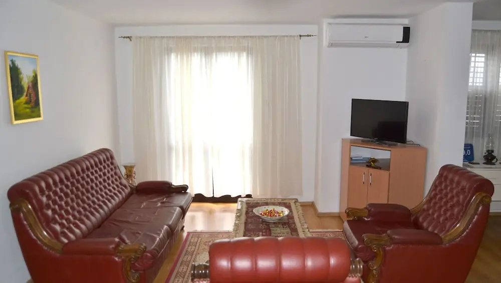 Apartments Dobrisa