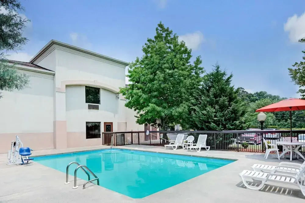 Days Inn Burlington East