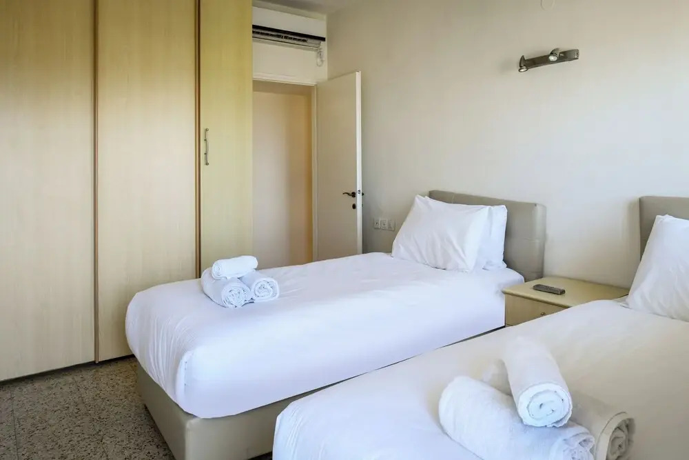 3BR SeaView Apt by the Beach by SeaNRent