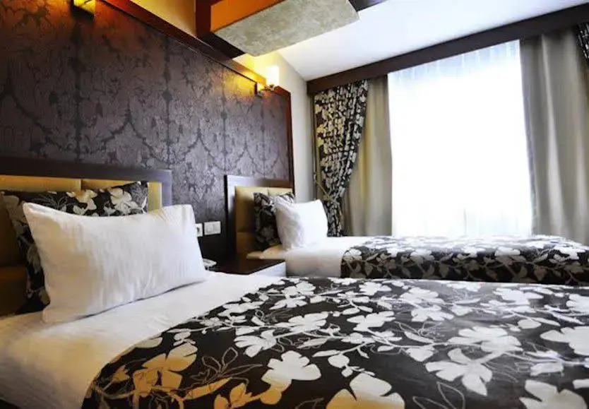 Asya Suites