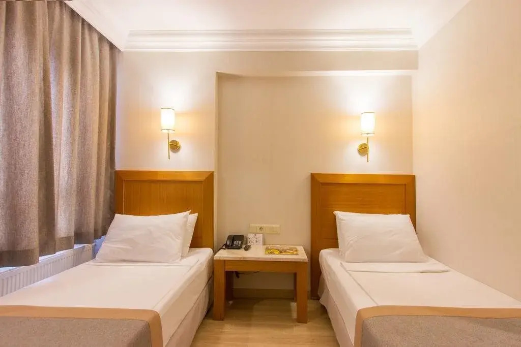 Dogan Royal Hotel