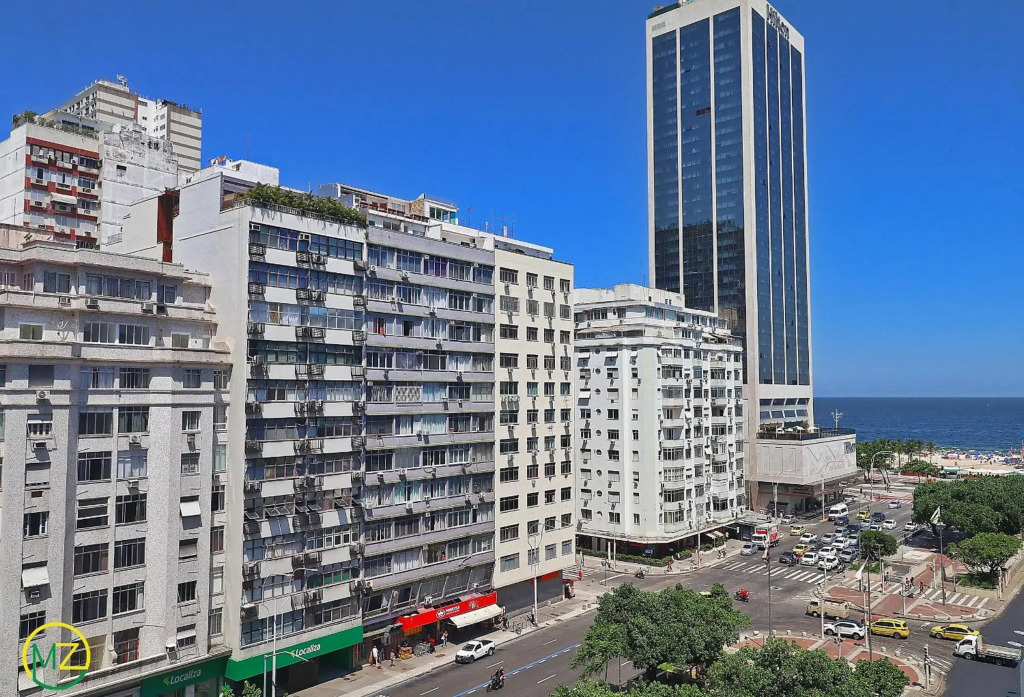 Sala e quarto com 2 banheiros para 5 pessoas em Copacabana!