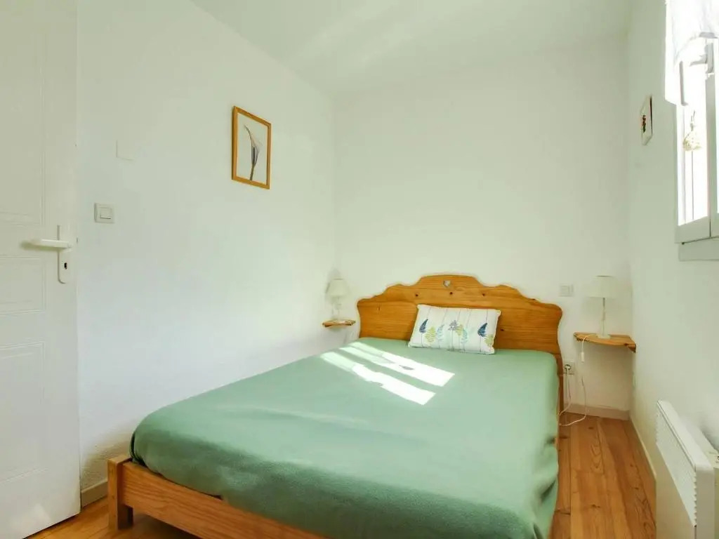 Appartement Esquièze-Sère, 4 pièces, 6 personnes - FR-1-402-90