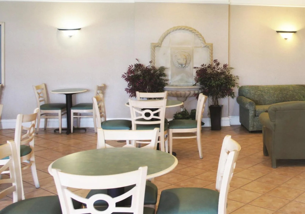 Rodeway Inn
