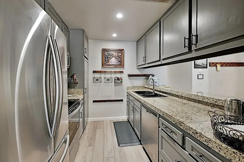 Meridian #182 - 2 Br Condo