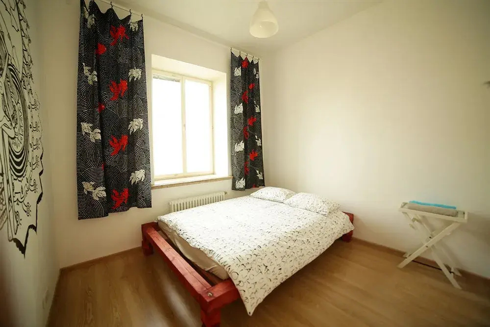 Contact Hostel Nevsky
