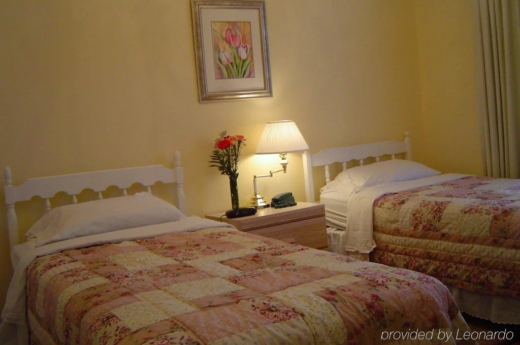 Lemarchant Road Suites