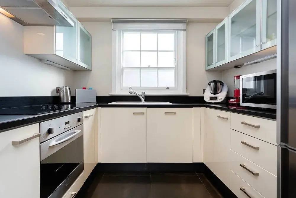 Veeve - Notting Hill Gate