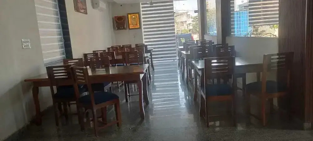 Starlight Inn Hotel