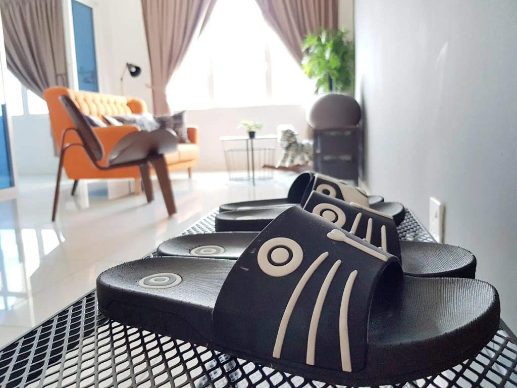 No.4 The Cave @ Puchong IOI MALL Skypod Residences