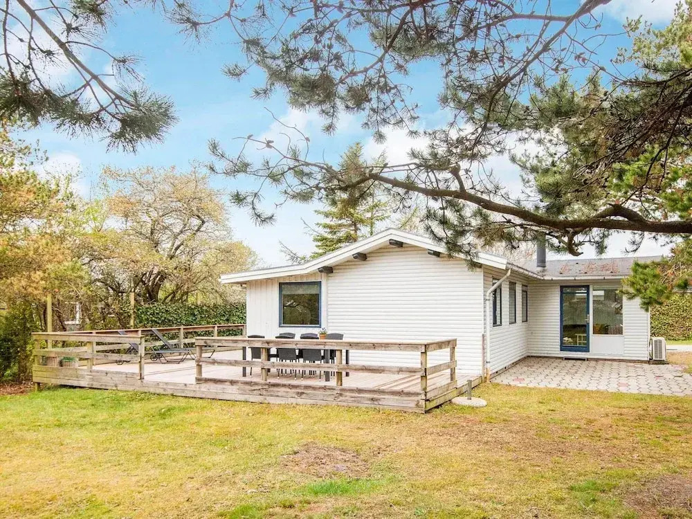 6 Person Holiday Home in Borkop