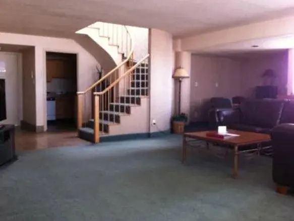 Garfield Suites Hotel
