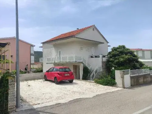 Apartment Landeka