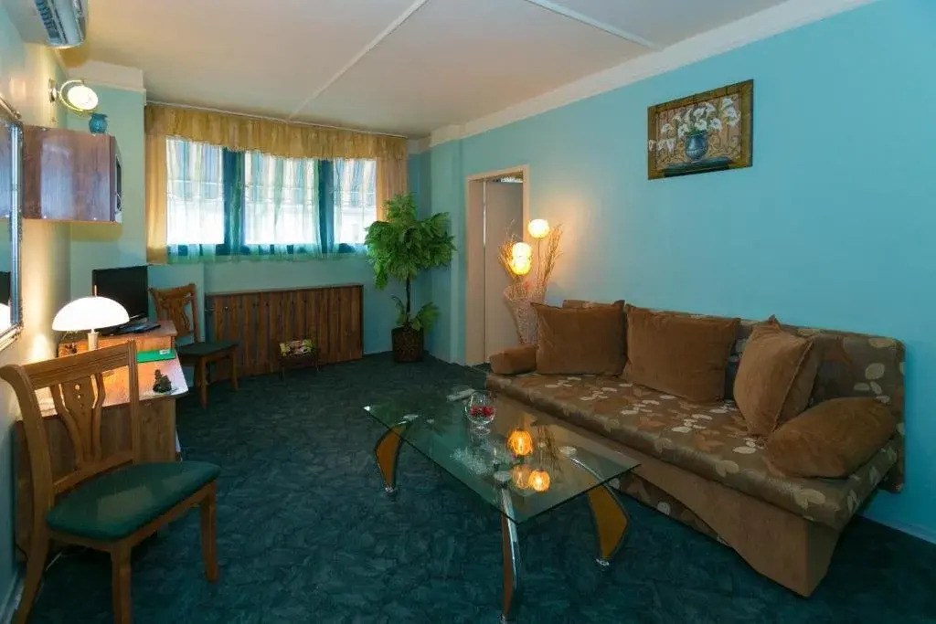 Jor-Daniel Hotel