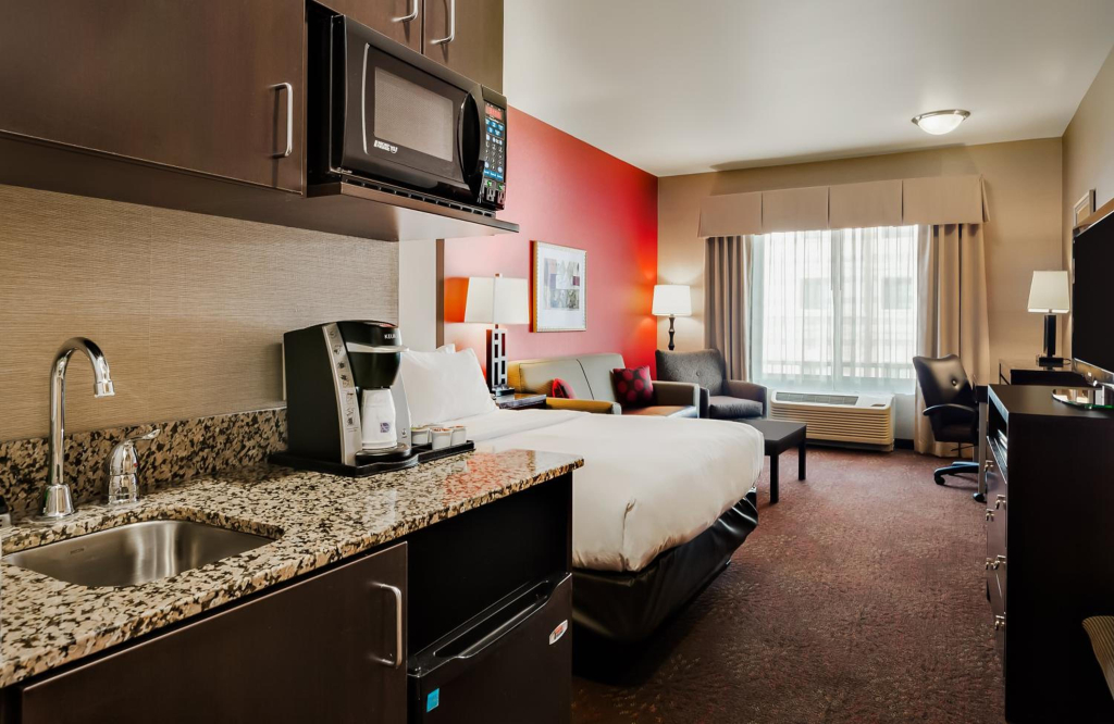 Holiday Inn Express and Suites Missoula by IHG