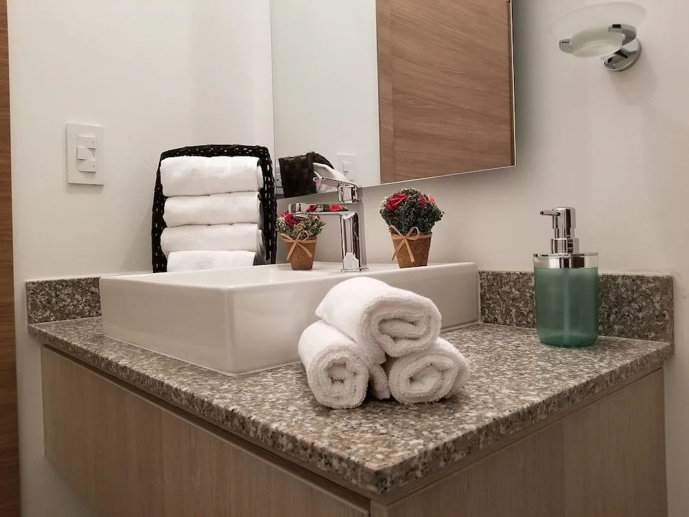 Luxury Residence Suites