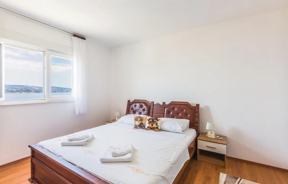 Beautiful Home in Lokva Rogoznica With Wifi and 1 Bedrooms