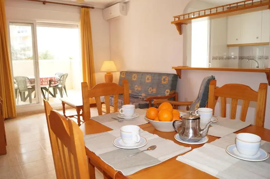Puertomar Two Bedroom Apartment LMHR37