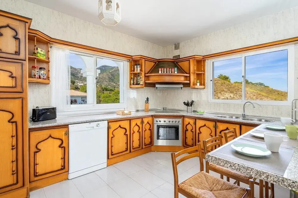 Villa Sabah with sea views
